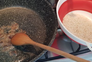 RISOTTO CON ACCIUGHE preparazione 2