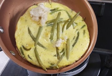 FRITTATA DI FAGIOLINI preparazione 8