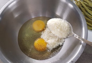 FRITTATA DI FAGIOLINI preparazione 1