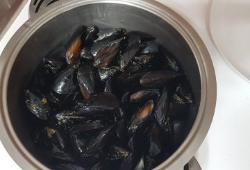 INSALATA DI COZZE preparazione 2