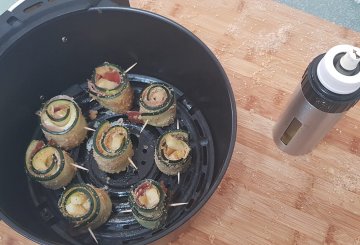 INVOLTINI DI ZUCCHINE IN FRIGGITRICE AD ARIA preparazione 8