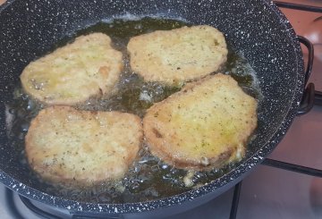 PANE FRITTO preparazione 4