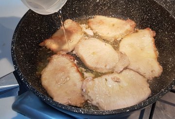 SCALOPPINE DI MAIALE preparazione 4