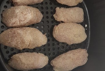 INVOLTINI DI POLLO IN FRIGGITRICE AD ARIA preparazione 10