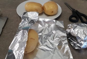 PATATE AL CARTOCCIO FRIGGITRICE AD ARIA preparazione 1