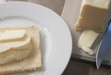 MOZZARELLA IN CARROZZA AL FORNO preparazione 3