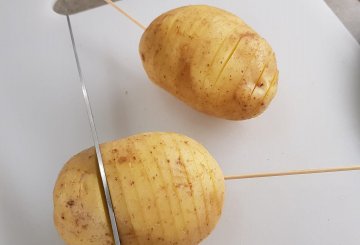 PATATE HASSELBACK preparazione 1