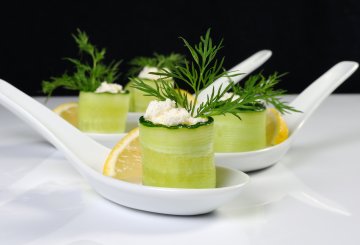 CETRIOLI RIPIENI DI RICOTTA BIMBY preparazione 4