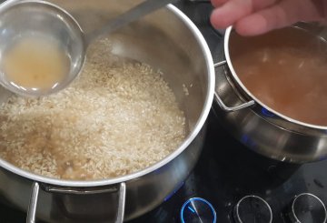 RISOTTO AI FUNGHI PORCINI preparazione 9