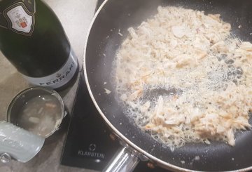 PASTA CON POLPA DI GRANCHIO preparazione 3