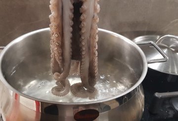 Pasta Polpo E Patate preparazione 1