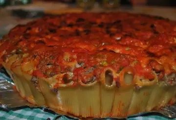 TORTA DI PASTA IN PIEDI