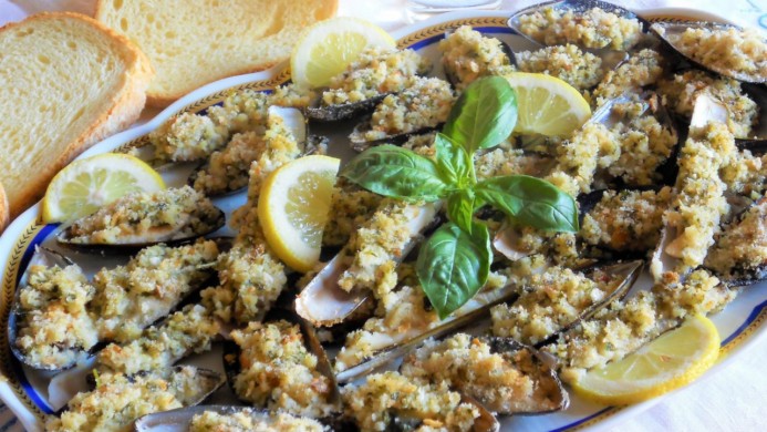 Cozze e cannolicchi gratinati 