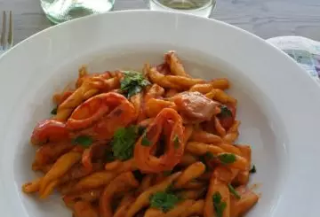 PASTA CON CALAMARI