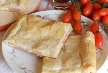 SFOGLIATA DI WURSTEL