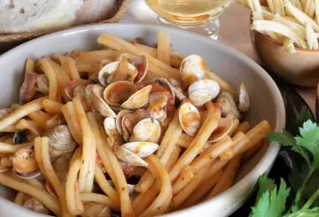 CORDELLE CON LUPINI DI MARE AL ROSSO