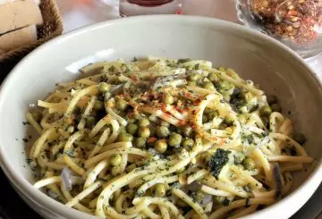 PICI, PISELLI, PREZZEMOLO E PEPERONCINO