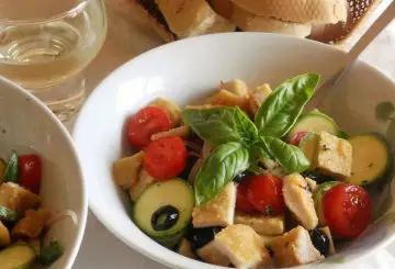 INSALATA DI VERDURE CON COTOLETTE DI POLLO
