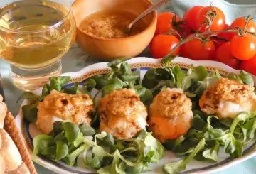 CAPESANTE DORATE IN SALSA DI SENAPE E BRANDY