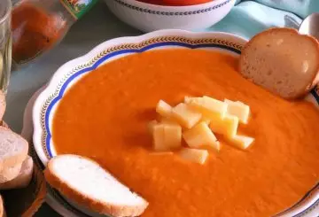 CREMA DI POMODORO FRESCO ALLA PAPRIKA