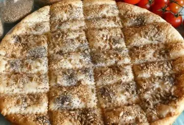 TORTA SFOGLIA DI SALATINI AI SEMI