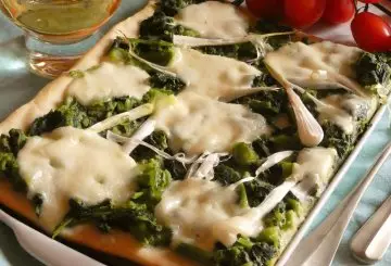 PIZZA BIANCA ALLE CIME DI RAPA