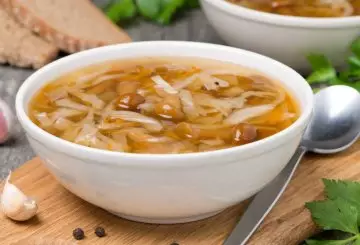 MINESTRA DI VERZA CON FUNGHI