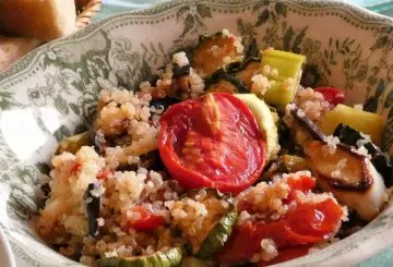 QUINOA CON INSALATA DI VERDURE GRIGLIATE