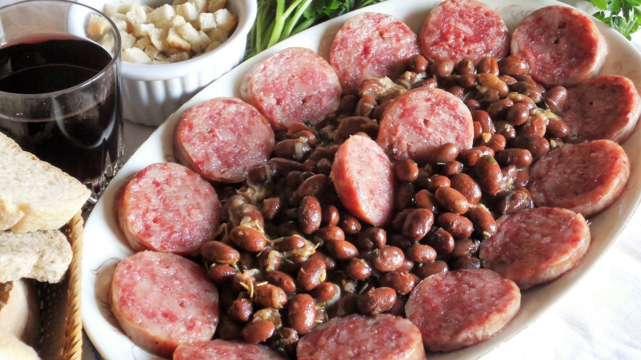 Cotechino e fagioli rossi 