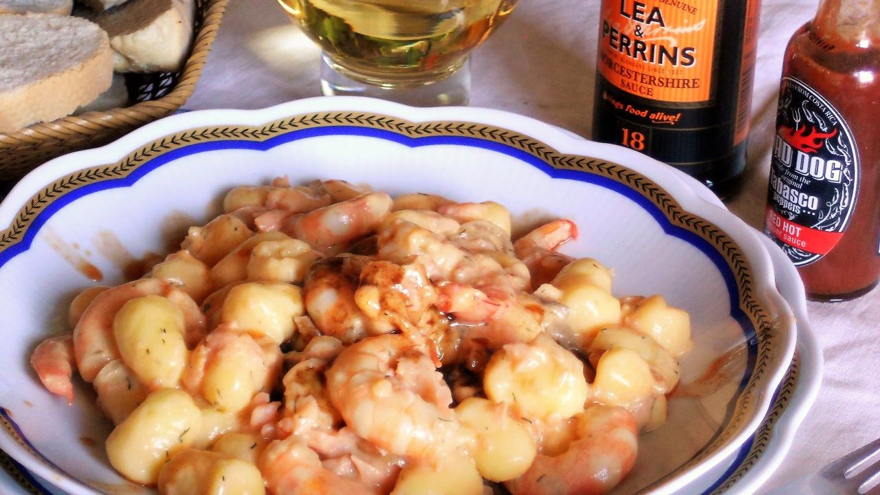 Gnocchi al salmone e gamberi