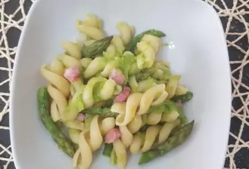 PASTA ASPARAGI E PANCETTA