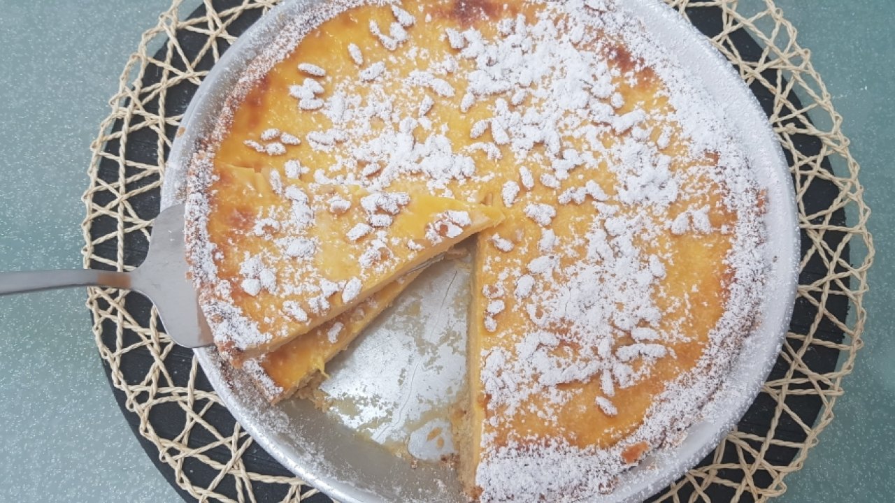 Torta della nonna