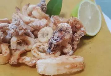 CALAMARI FRITTI CON FRIGGITRICE AD ARIA