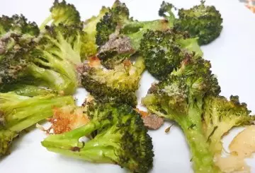 BROCCOLI AL FORNO