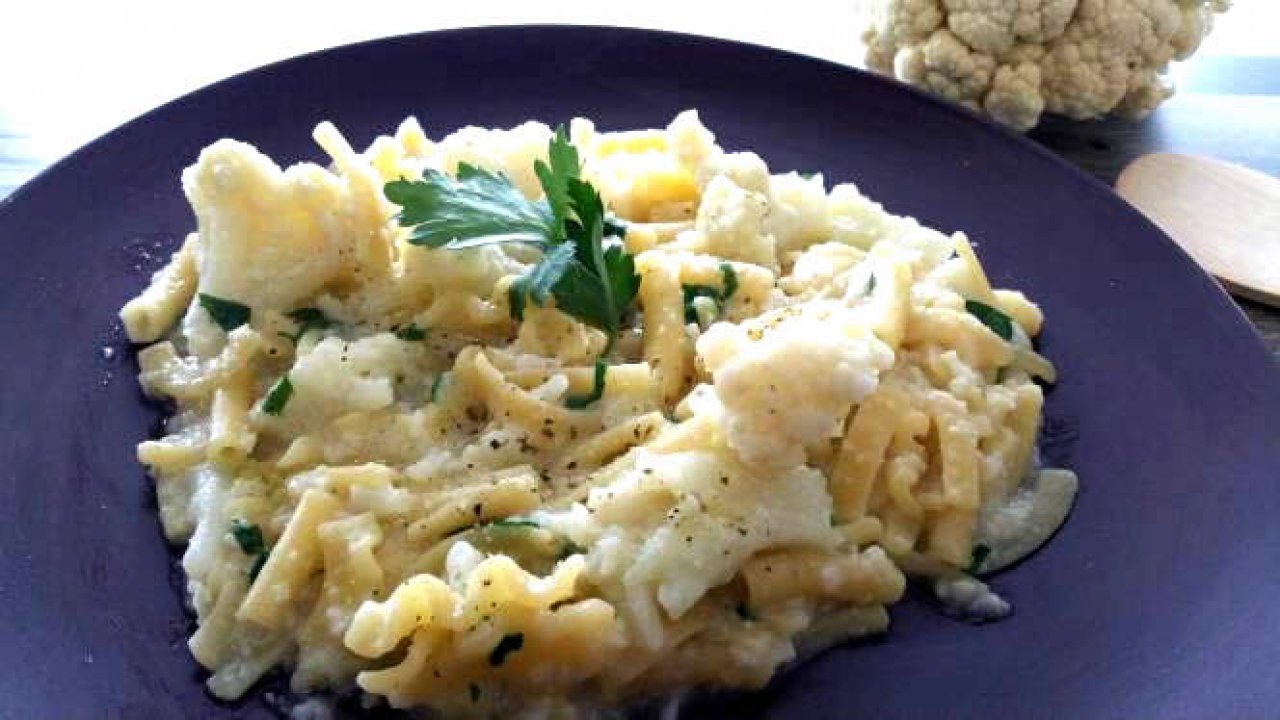 Pasta E Cavolfiore Alla Napoletana