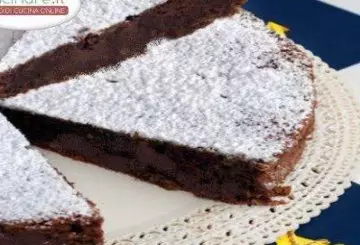 TORTA AL CIOCCOLATO VEGANA