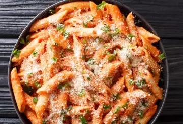 PASTA  ALLA  VODKA