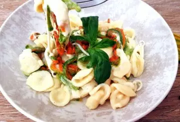 PASTA CON I FIORI DI ZUCCA