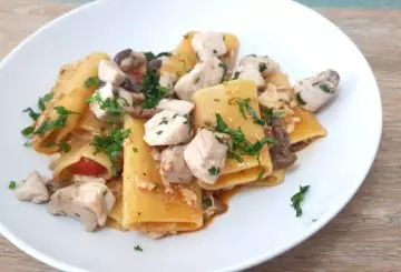 PASTA CON LA RICCIOLA