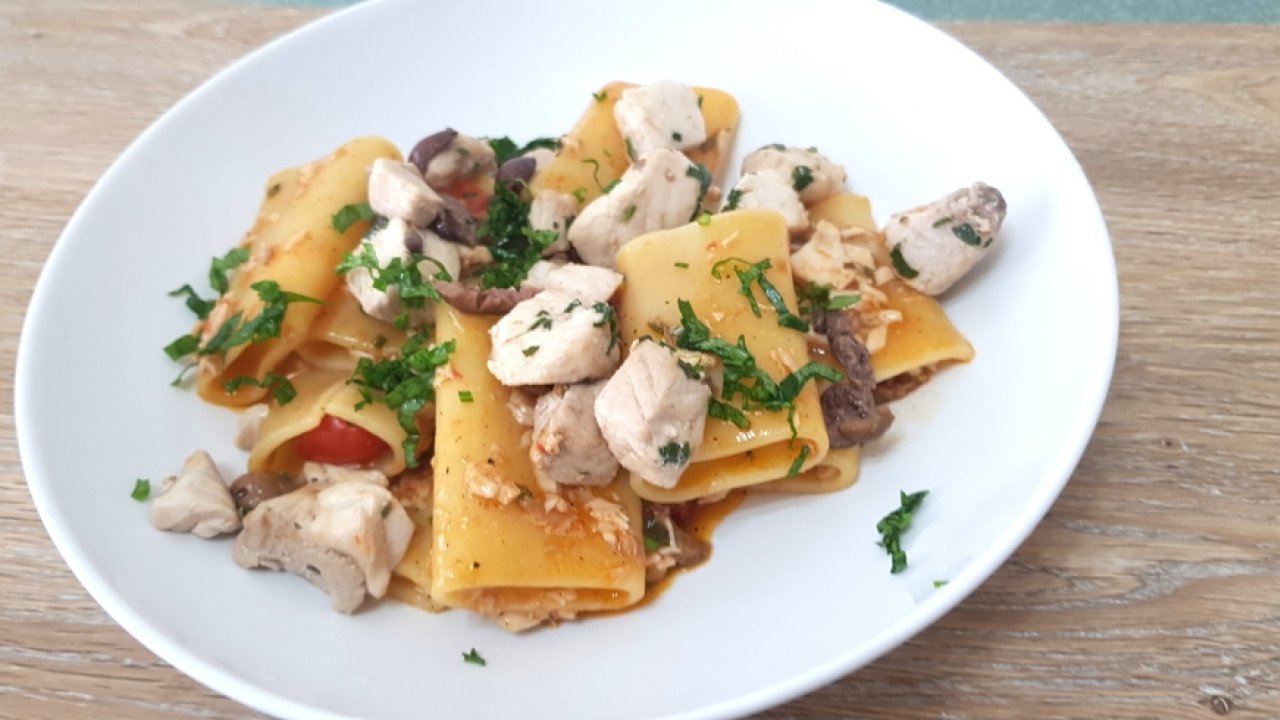 Pasta Con La Ricciola