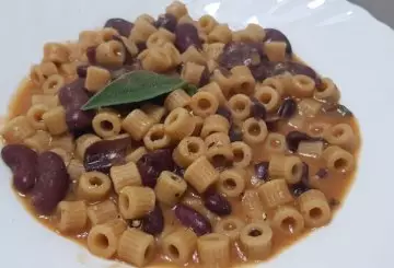 PASTA E FAGIOLI NERI
