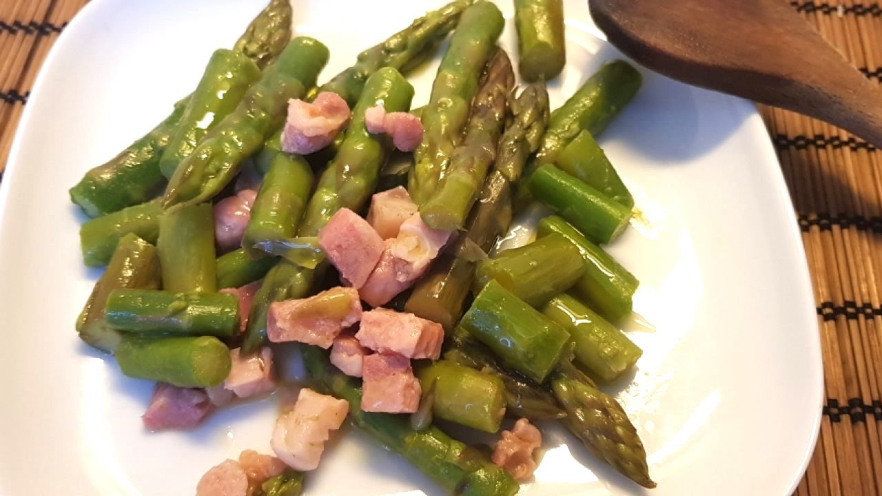 Asparagi In Padella 