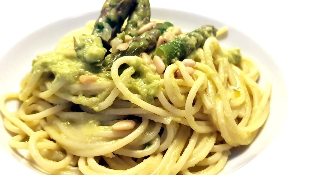 Spaghetti Con Asparagi