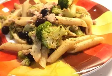 PASTA BROCCOLI E TONNO