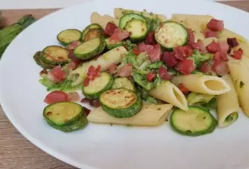 PASTA ZUCCHINE E SPECK