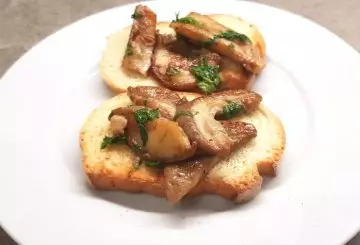 BRUSCHETTE AI PORCINI