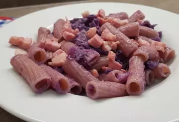 PASTA CON CAVOLO ROSSO