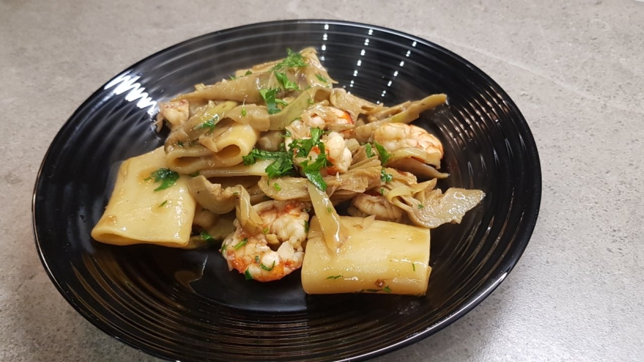 PASTA CARCIOFI E GAMBERI