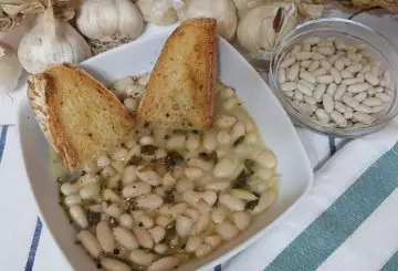 ZUPPA DI FAGIOLI