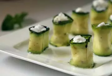 CETRIOLI RIPIENI DI RICOTTA